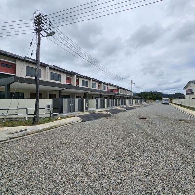 Sentah Avenue